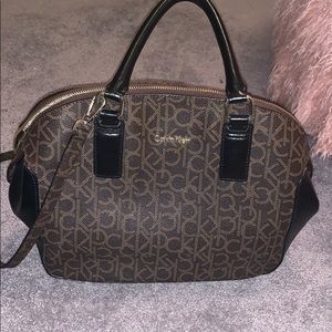 Calvin Klein shoulder bag.